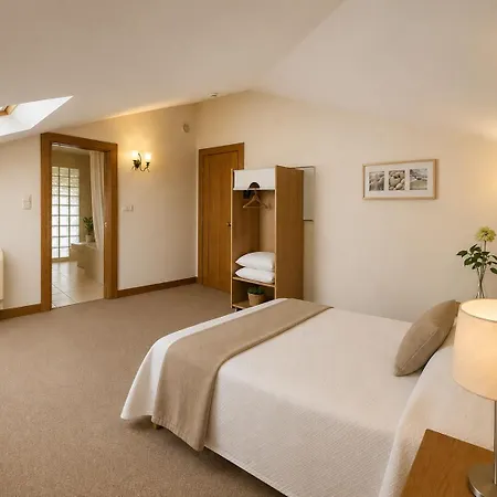 Arresi Hotel Arminza