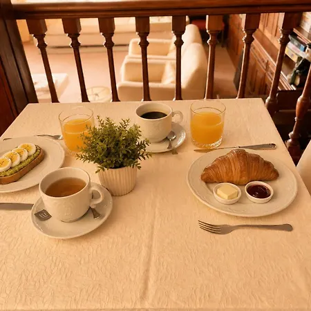 Arresi Hotel 2*